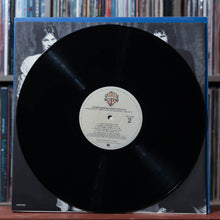 Load image into Gallery viewer, Dire Straits - Communiqué - PROMO W/ PRESS PHOTO - 1979 Warner Bros., EX/EX 4
