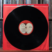 Load image into Gallery viewer, The Beatles - 1962-1966 - W/ INSERT 2LP 1975 Capitol, VG/VG+ 4

