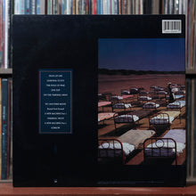 Load image into Gallery viewer, Pink Floyd - A Momentary Lapse Of Reason - 1987 Columbia, VG+/EX 2
