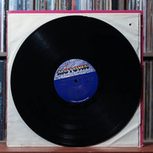 Load image into Gallery viewer, Stevie Wonder - Looking Back - 3LP 1977 Motown, VG/VG 7
