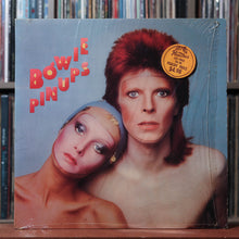 Load image into Gallery viewer, David Bowie - Pinups - SHRINK 1973 RCA Victor, VG+/VG+ 1
