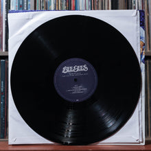 Load image into Gallery viewer, Bee Gees - Timeless (The All-Time Greatest Hits) - 2LP 2018 Capitol, EX/VG+ 4
