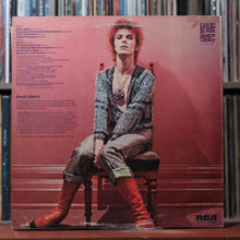 Load image into Gallery viewer, David Bowie - Space Oddity - 1972 RCA Victor, VG/VG+ 2
