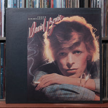 Load image into Gallery viewer, David Bowie - Young Americans - INSERT 1975 RCA Victor, VG+/VG 1
