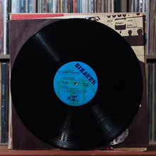 Load image into Gallery viewer, The Mothers - Uncle Meat - 2LP BOOKLET HYPE 1969 Bizarre, VG/VG+ 6
