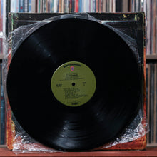 Load image into Gallery viewer, Alice Cooper - School's Out - 1972 Warner Bros., VG+/EX 4
