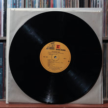 Load image into Gallery viewer, Fleetwood Mac - Fleetwood Mac - W/ INSERT Vinyl - 1975 Reprise, VG+/VG+ 3
