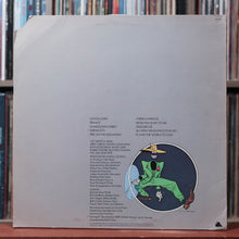 Load image into Gallery viewer, The Grateful Dead - Shakedown Street - PROMO W/ PRESS SHEET - 1978 Arista, VG/VG 2
