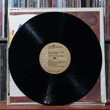 Load image into Gallery viewer, Jefferson Airplane - Bless Its Pointed Little Head - W/ INSERT 1975 RCA, VG/VG 3
