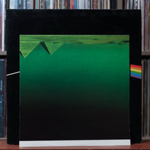 Load image into Gallery viewer, Pink Floyd - The Dark Side Of The Moon - W/ ALL INSERTS - 1975 Harvest, VG+/VG+ 8

