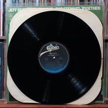 Load image into Gallery viewer, Jeff Beck - Truth / Beck-Ola - 2LP 1979 Epic, VG/VG+ 3
