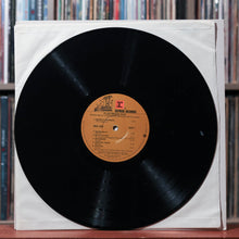 Load image into Gallery viewer, Fleetwood Mac - Fleetwood Mac - W/ INSERT 1977 Reprise, VG+/VG 3
