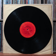 Load image into Gallery viewer, Earth, Wind &amp; Fire - Head To The Sky - 1973 Columbia, VG/VG 3
