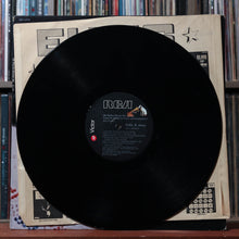 Load image into Gallery viewer, Elvis Presley - He Walks Beside Me, Songs Of Faith And Inspiration - 1978 VG/VG+ 3
