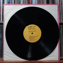 Load image into Gallery viewer, Artie Shaw And His Orchestra - The Best Of Artie Shaw - 1975 RCA Victor, VG/EX 4
