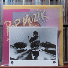 Load image into Gallery viewer, M - Pop Muzik - W/ PRESS PHOTO 1979 Sire, VG/VG+ 5
