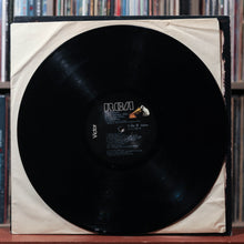 Load image into Gallery viewer, Waylon Jennings, Willie Nelson, Jessi Colter, Tompall Glaser - Wanted! The Outlaws - 1977, VG+/VG 4
