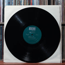 Load image into Gallery viewer, Pat Metheny - Bright Size Life - 1976 ECM, VG+/EX 3
