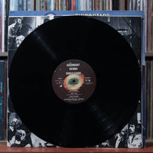 Load image into Gallery viewer, Ringo Starr - Goodnight Vienna - W/ BOOKLET Vinyl - 1974 Apple, VG+/VG+ 4
