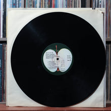 Load image into Gallery viewer, The Beatles - '65 - 1971 Apple, VG/VG+ 4
