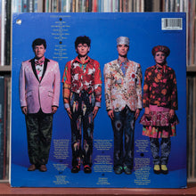 Load image into Gallery viewer, Talking Heads - Little Creatures - 1985 Sire, VG/EX 2
