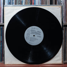 Load image into Gallery viewer, Daryl Hall &amp; John Oates - Abandoned Luncheonette - W/ INSERT - 1973, VG/VG 3
