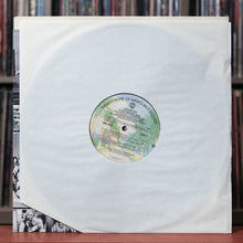 Load image into Gallery viewer, Fleetwood Mac - Rumours - 1980&#39;s Warner Bros, VG+/VG+
