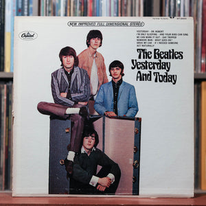 The Beatles - Yesterday And Today - TRUNK COVER 1966 Capitol Records,