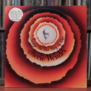 Stevie Wonder - Songs In The Key Of Life - 2LP - 1976 Tamla, VG+/VG+ w/ 7" Vinyl