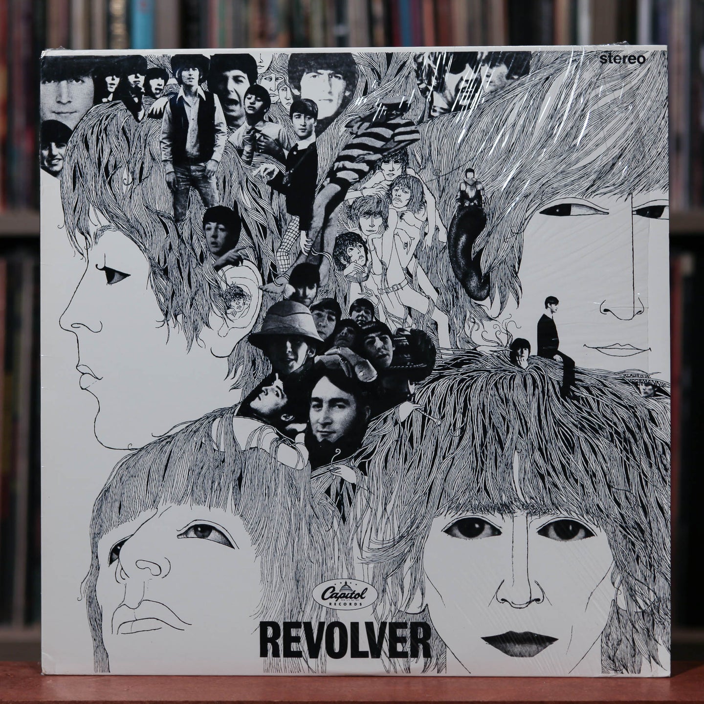 The Beatles - Revolver - 1983 Capitol - VG+/EX
