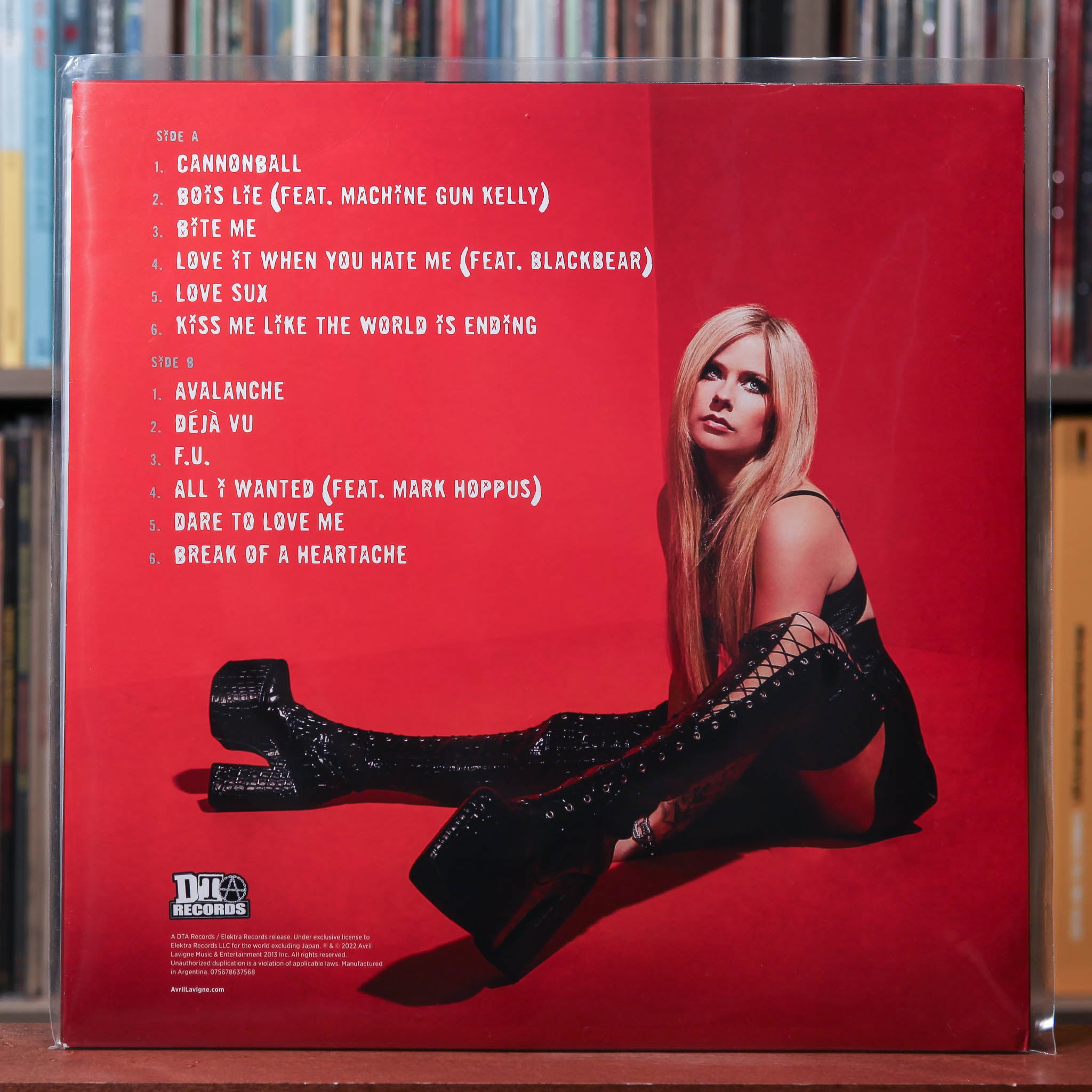 Avril Lavigne - Love Sux - RED TRANSLUCENT VINYL 2022 DTA Records, EX/