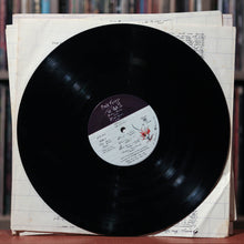 Load image into Gallery viewer, Pink Floyd - The Wall - 2LP - 1979 Columbia Records, VG/VG+
