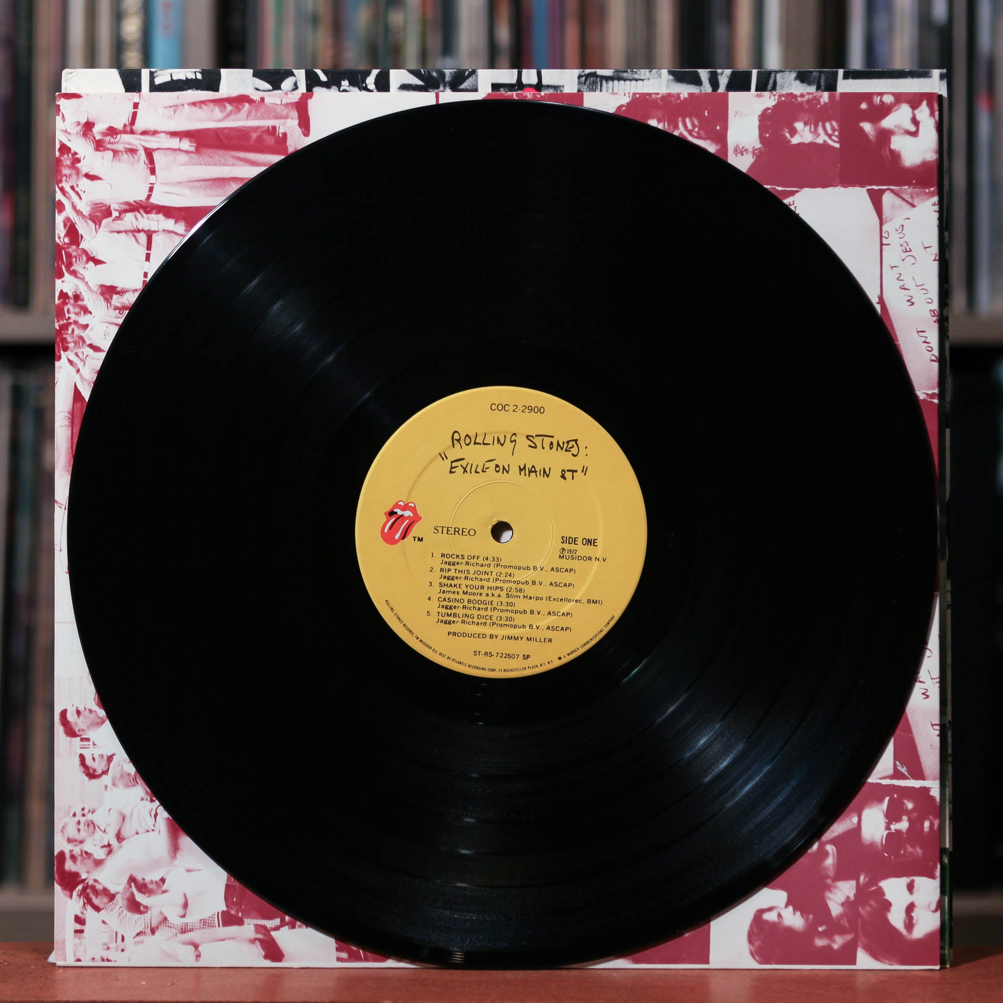 【LPレコード】The Rolling Stones Exile on Main Amazon.com: Exile On Main Street[2 LP]: CDs & Vinyl