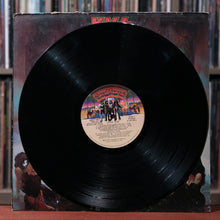 Load image into Gallery viewer, Kiss - Love Gun - 1977 Casablanca, VG/VG+
