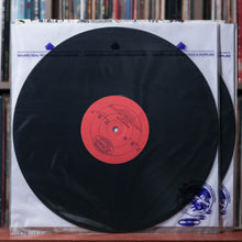 Load image into Gallery viewer, The Beatles - Sgt. Pepper&#39;s Lonely Hearts Club Band / Revolver - 2LP RUSSIA 1992 AnTrop, VG/NM

