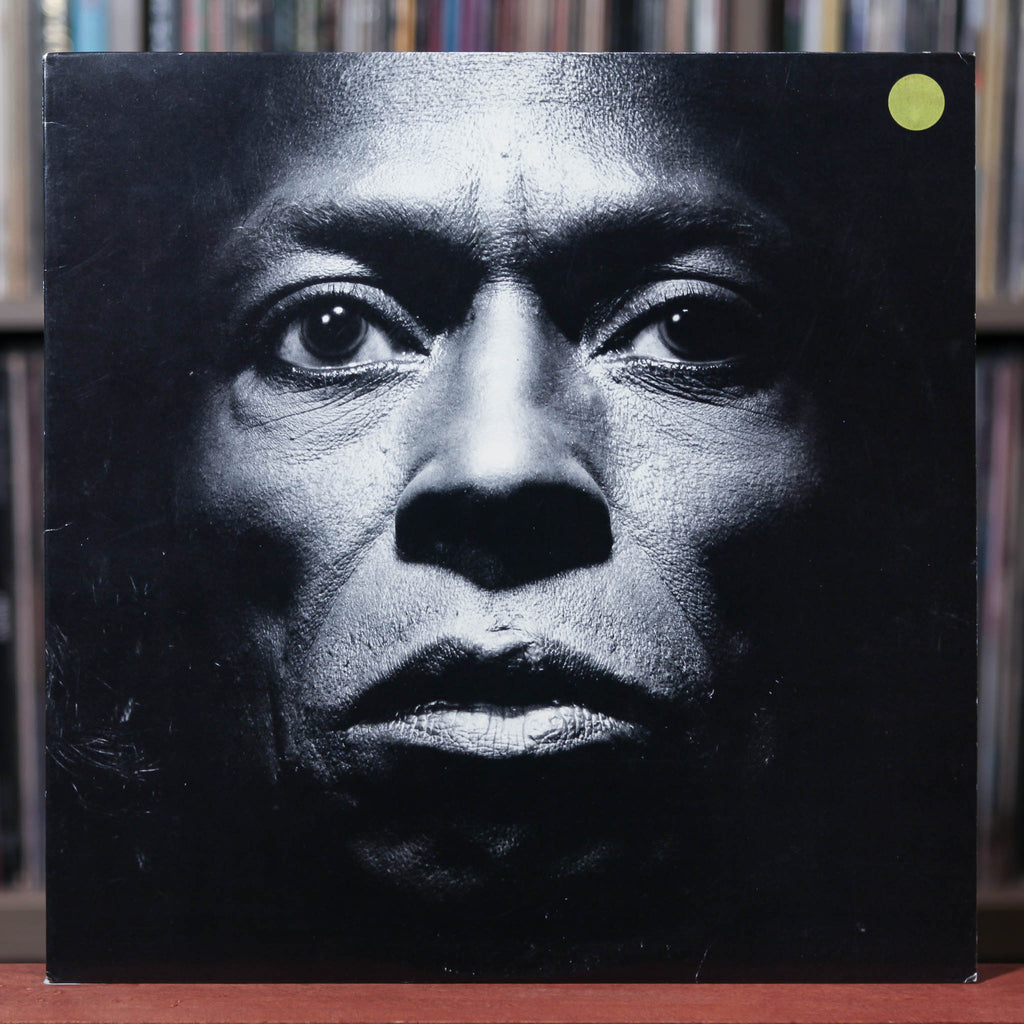 vintage-vinyl-records-