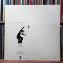 Load image into Gallery viewer, Joni Mitchell - Hejira - 1976 Asylum Records, VG/NM
