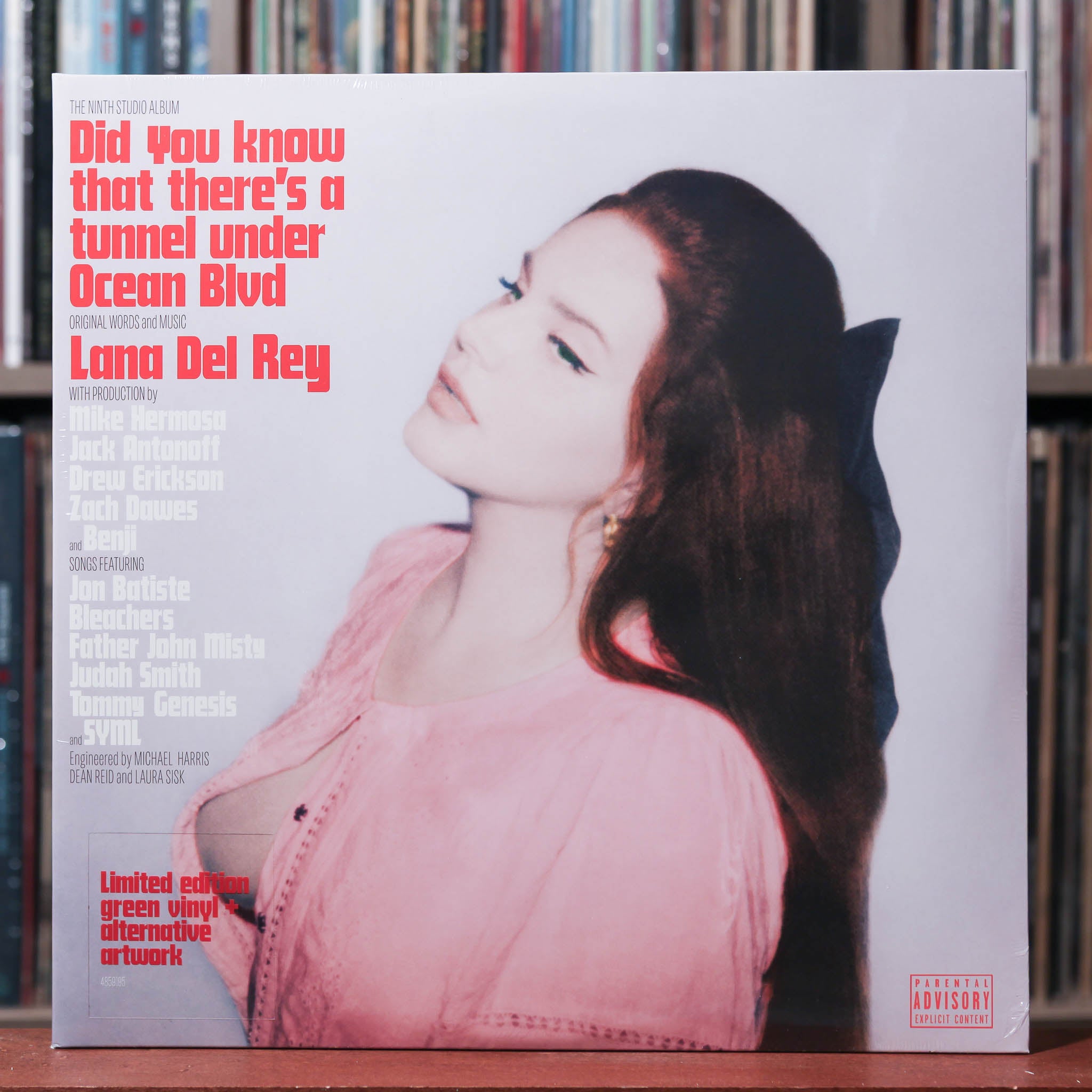 Lana Del Rey - Did You Know That There's A Tunnel Under Ocean Blvd - 2