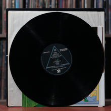 Load image into Gallery viewer, Pink Floyd - The Dark Side Of The Moon - 1975 Harvest - VG+/VG+
