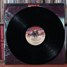 Load image into Gallery viewer, Kiss - Love Gun - 1977 Casablanca, VG/VG+
