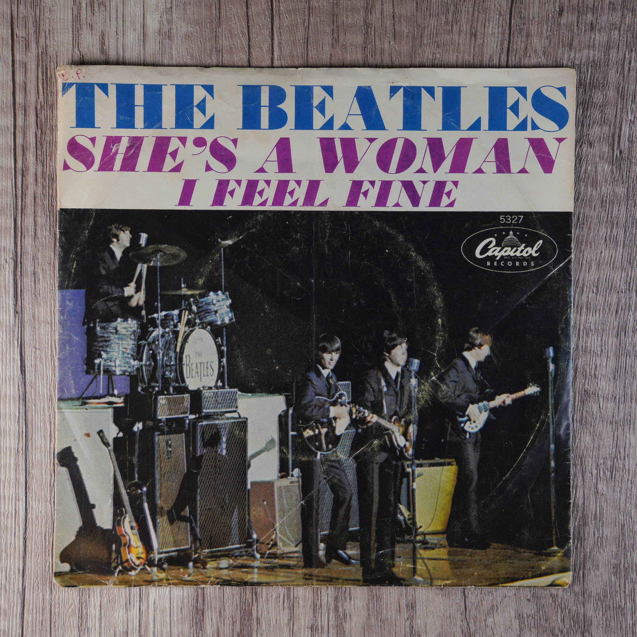 The Beatles - I Feel Fine / She's A Woman - 7