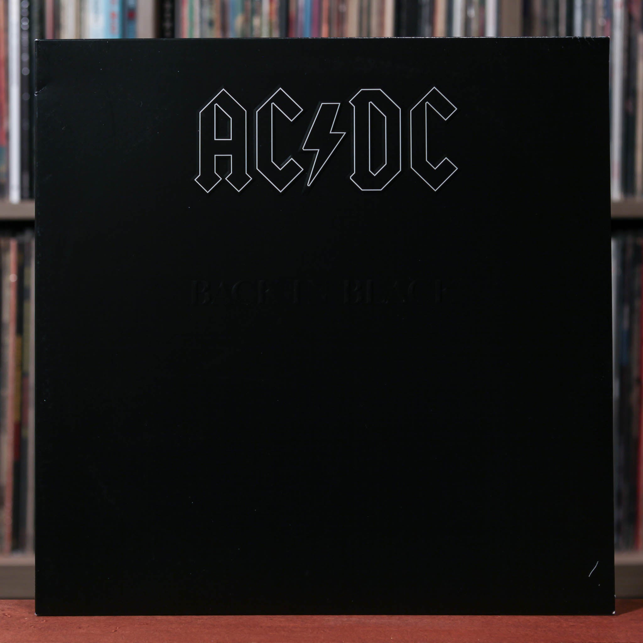 AC/DC - Back In Black - 2003 Columbia, VG+/EX