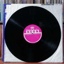 Load image into Gallery viewer, The Beatles - Les Beatles A Paris - 2LP - RARE French Import - 1986, VG+/EX w/Booklet
