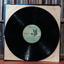 Load image into Gallery viewer, The Doors - Absolutely Live - 2LP - 1970 Elektra - VG+/VG+
