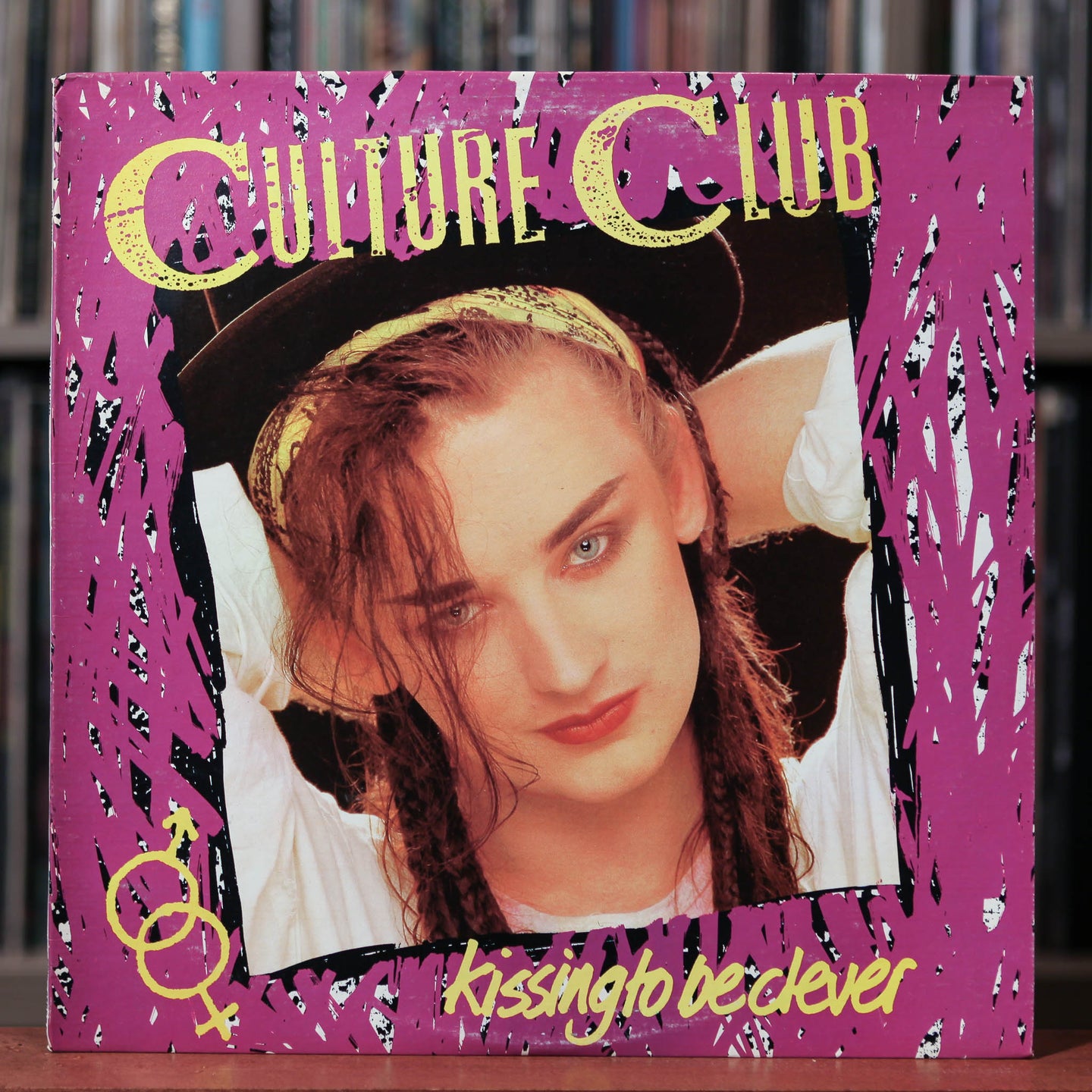 Culture Club - Kissing To Be Clever - 1982 Virgin, VG+/VG+