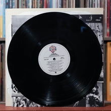 Load image into Gallery viewer, Fleetwood Mac - Rumours - W/ INSERT 1977 Warner Bros. Records, VG+/VG+
