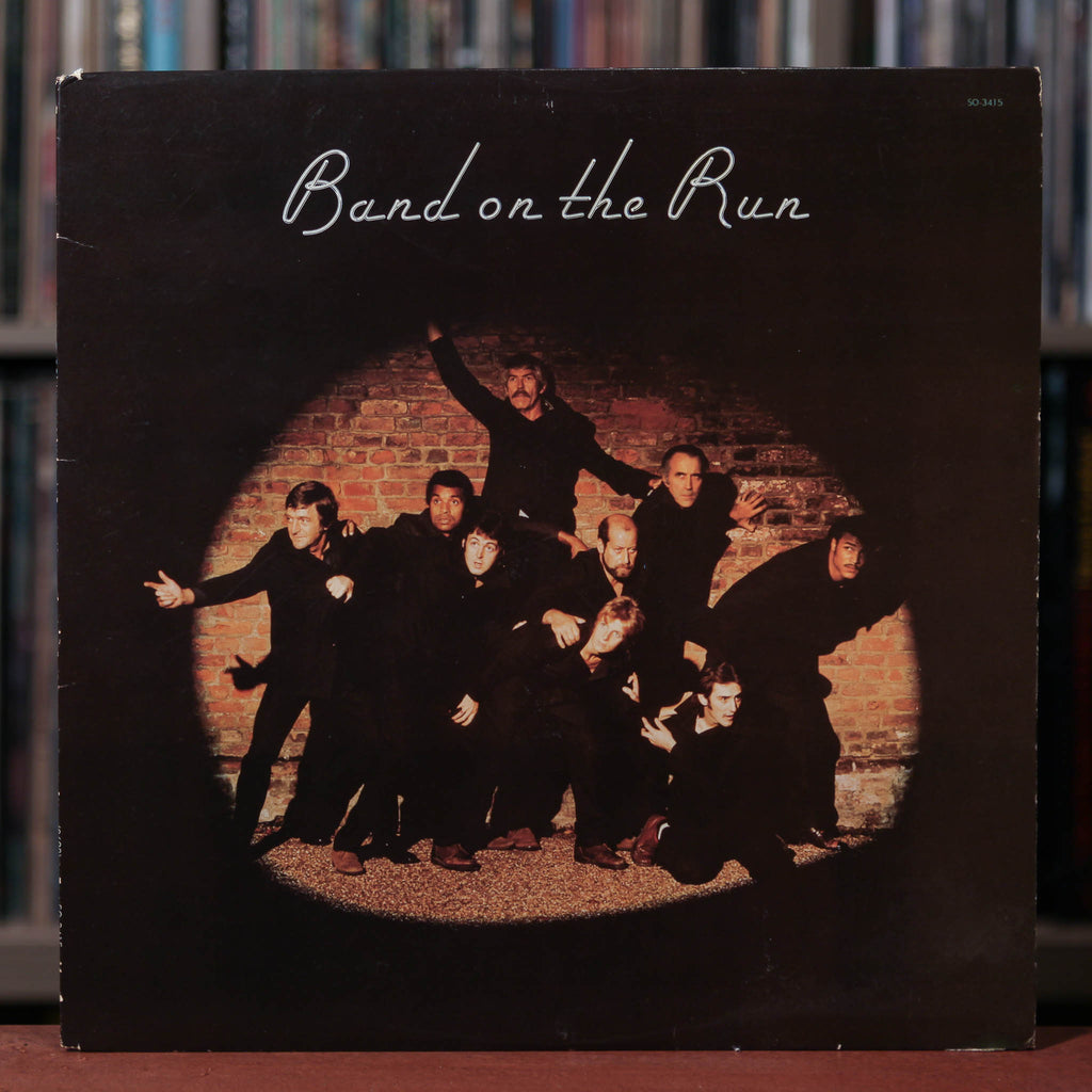 Wings - Band On The Run - 1973 EMI, VG+/VG+ w/Poster