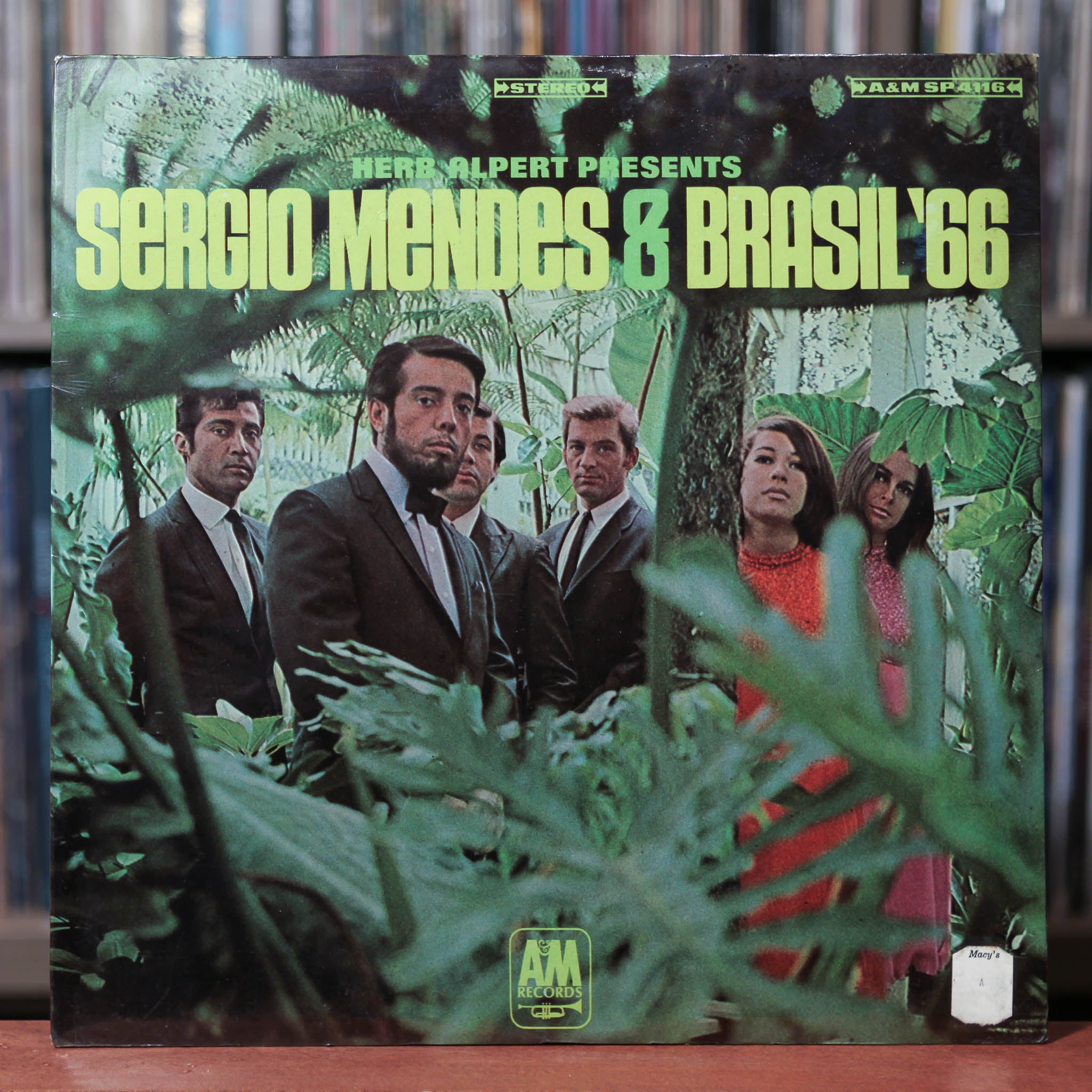 Sergio Mendes & Brasil '66 - Herb Alpert Presents Sergio Mendes & Bras