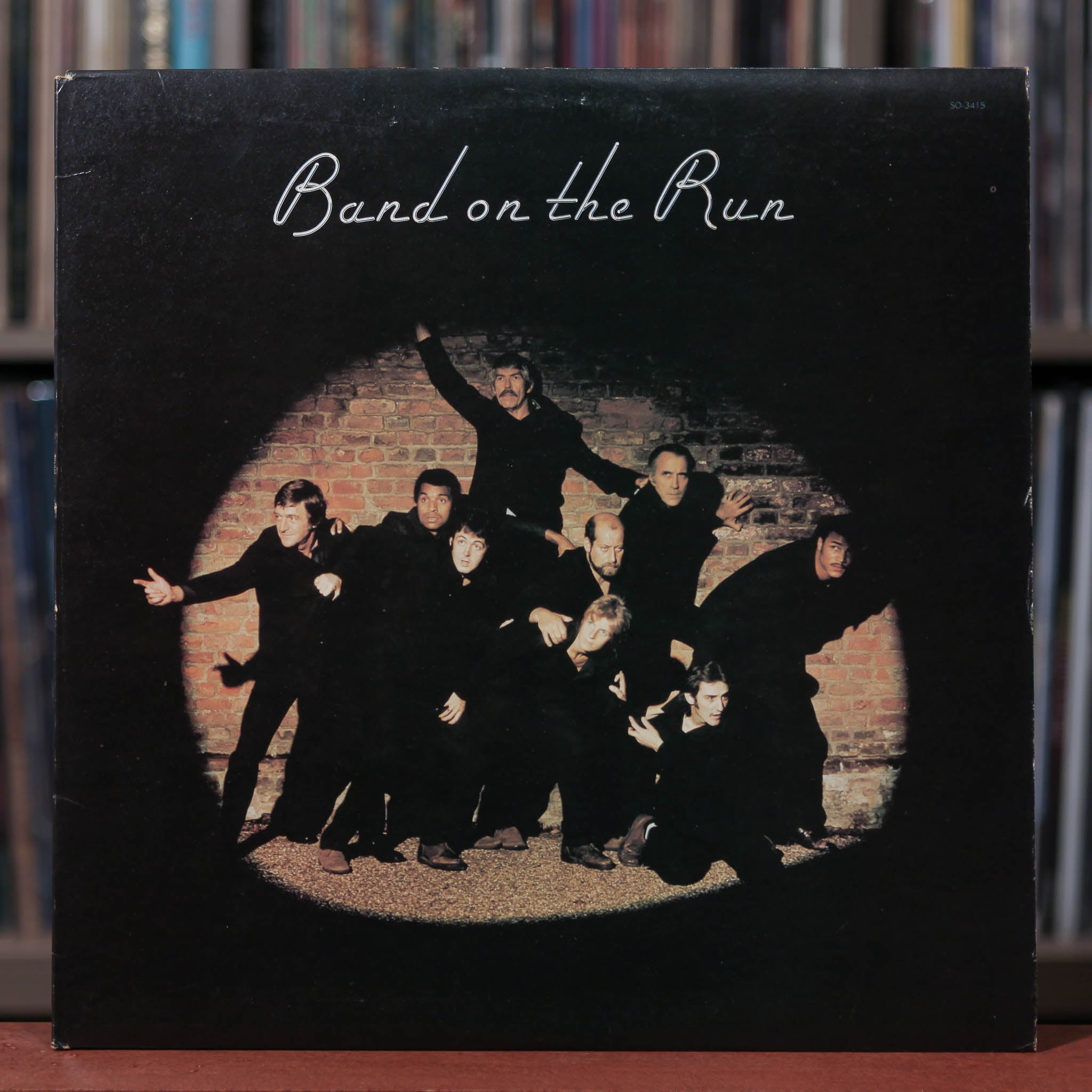 Wings - Band On The Run - 1973 EMI, VG+/VG+ w/Poster