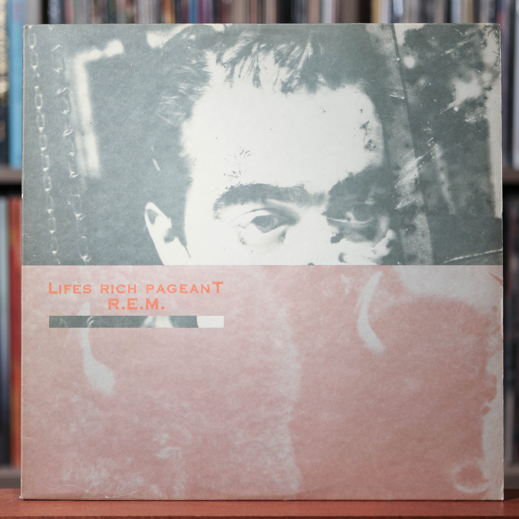 R.E.M. - Lifes Rich Pageant - 1986 I.R.S, VG+/VG+
